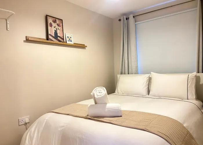 Panorama- Sea & Cathedral Views *