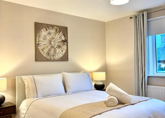 Panorama- Sea & Cathedral Views