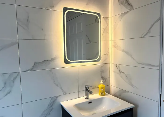 Panorama- Sea & Cathedral Views Cobh