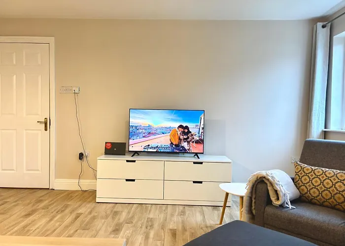 Panorama- Sea & Cathedral Views *